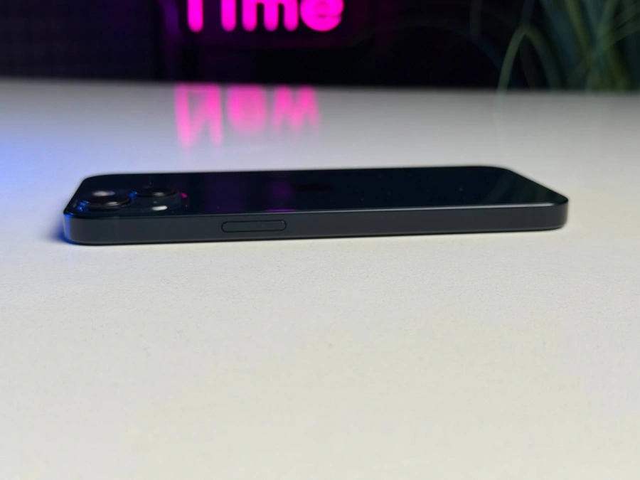 ВЖИВАНИЙ Apple iPhone 13 128GB Midnight (MLML3, MLPF3) - Стан: гарний | Акумулятор: 87% | Комплектація: iPhone, кабель | Гарантія: 1 міс.