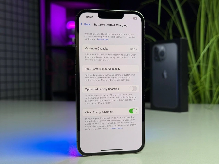 ВЖИВАНИЙ Apple iPhone 13 Pro 128GB Graphite (MLTP3, MLV93) | Стан: гарний (мінялось заднє скло) | Акумулятор: 100% | Гарантія: 1 місяць | Комплект: повний