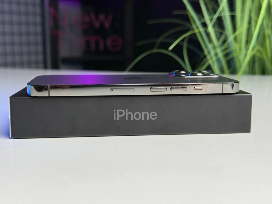 ВЖИВАНИЙ Apple iPhone 13 Pro 128GB Graphite (MLTP3, MLV93) | Стан: гарний (мінялось заднє скло) | Акумулятор: 100% | Гарантія: 1 місяць | Комплект: повний