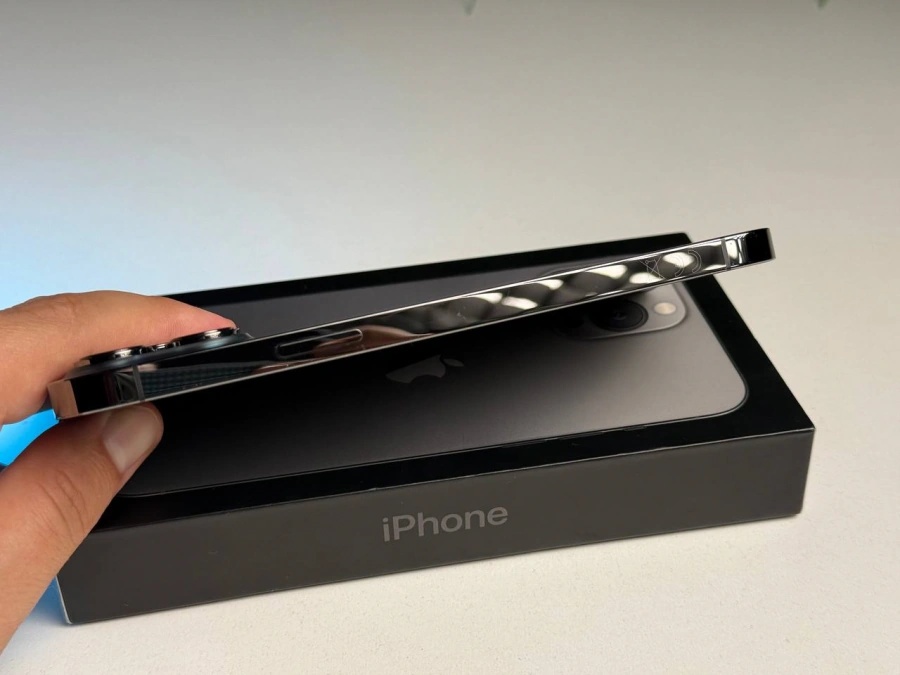 ВЖИВАНИЙ Apple iPhone 13 Pro Max 256GB Graphite (MLKR3, MLLA3) - Стан: гарний (мінялась камера, оригінал) | Акумулятор: 100% | Комплектація: повний | Гарантія: 1 міс.