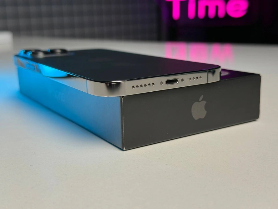 ВЖИВАНИЙ Apple iPhone 13 Pro Max 256GB Graphite (MLKR3, MLLA3) - Стан: гарний (мінялась камера, оригінал) | Акумулятор: 100% | Комплектація: повний | Гарантія: 1 міс.