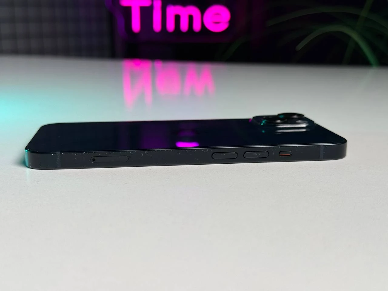 ВЖИВАНИЙ Apple iPhone 14 128GB Midnight (MPUF3) - Стан: задовільний | Акумулятор: 100% | Комплектація: iPhone, кабель | Гарантія: 3 міс.