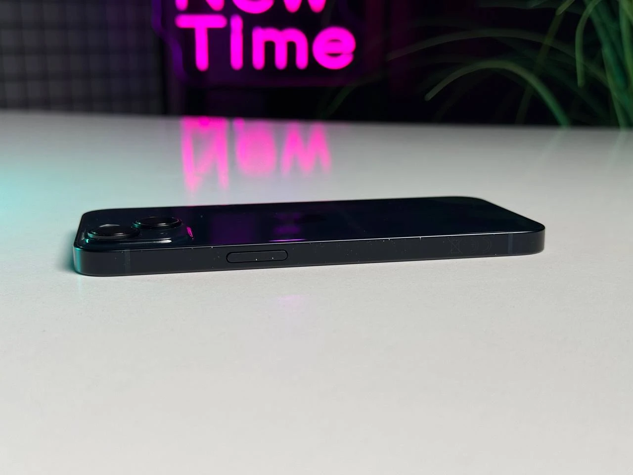 ВЖИВАНИЙ Apple iPhone 14 128GB Midnight (MPUF3) - Стан: задовільний | Акумулятор: 100% | Комплектація: iPhone, кабель | Гарантія: 3 міс.