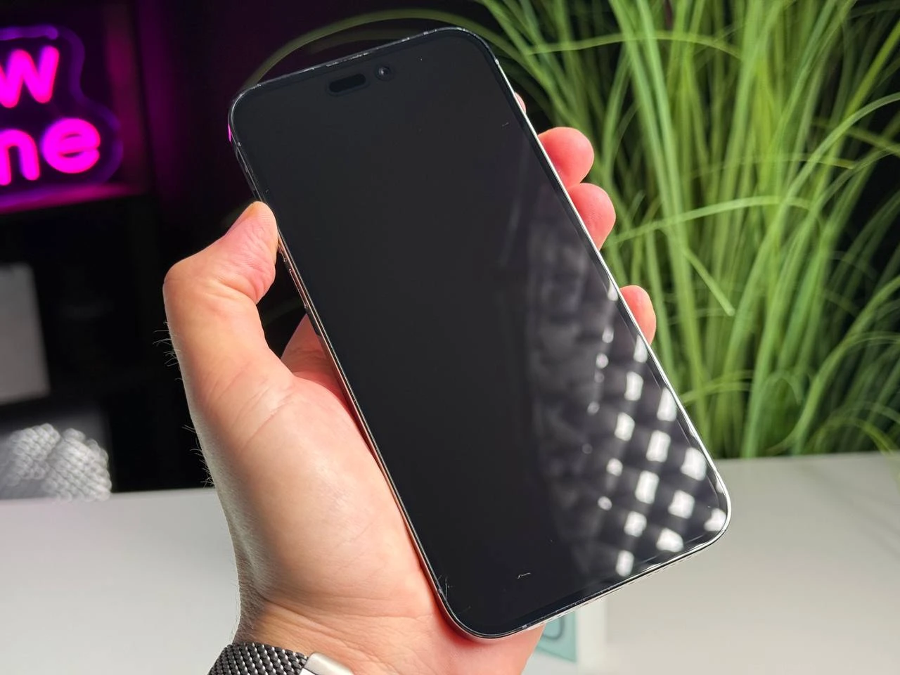 ВЖИВАНИЙ Apple iPhone 14 Pro Max 512GB Deep Purple eSim (MQ913) - Стан: гарний | Акумулятор: 100% | Комплектація: повний | Гарантія: 3 міс.