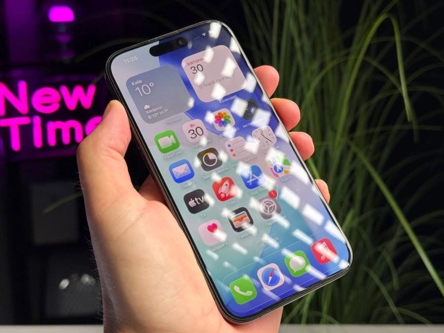 ВЖИВАНИЙ Apple iPhone 15 Pro 128GB Black Titanium (MTUV3) - Стан: гарний | Акумулятор: 90% | Комплектація: повний | Гарантія: 1 міс.