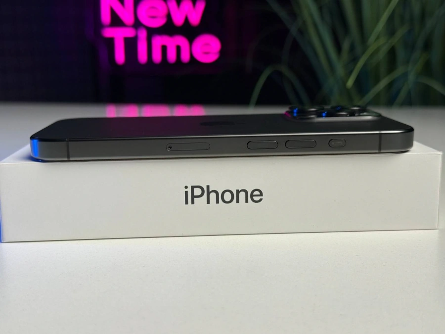 ВЖИВАНИЙ Apple iPhone 15 Pro 128GB Black Titanium (MTUV3) - Стан: гарний | Акумулятор: 90% | Комплектація: повний | Гарантія: 1 міс.