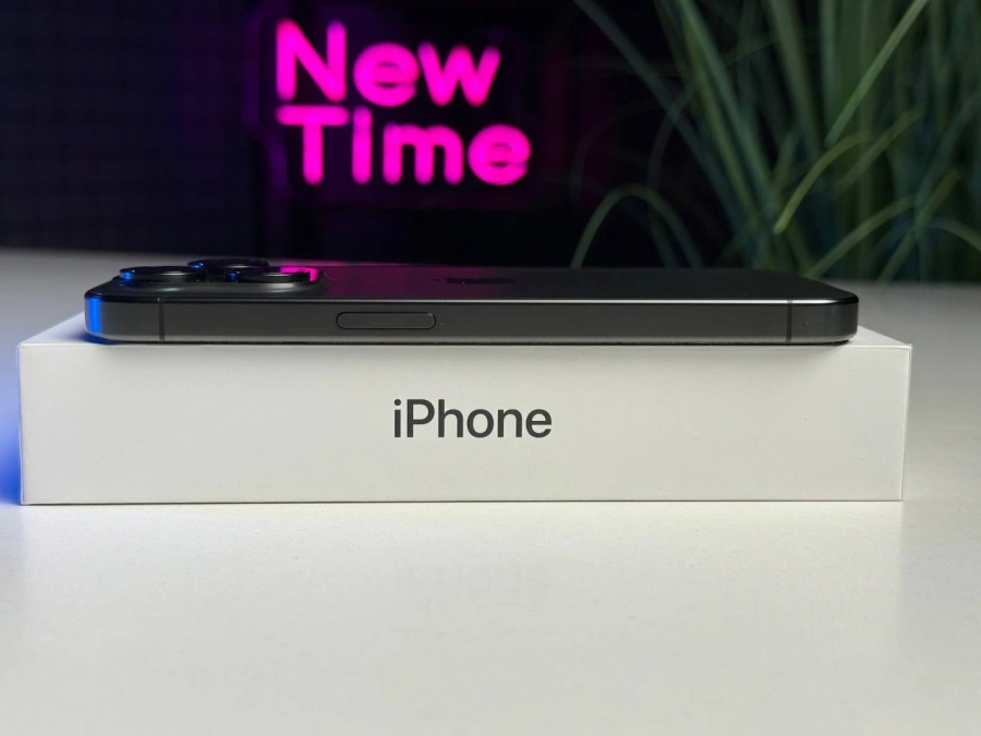 ВЖИВАНИЙ Apple iPhone 15 Pro 128GB Black Titanium (MTUV3) - Стан: гарний | Акумулятор: 90% | Комплектація: повний | Гарантія: 1 міс.