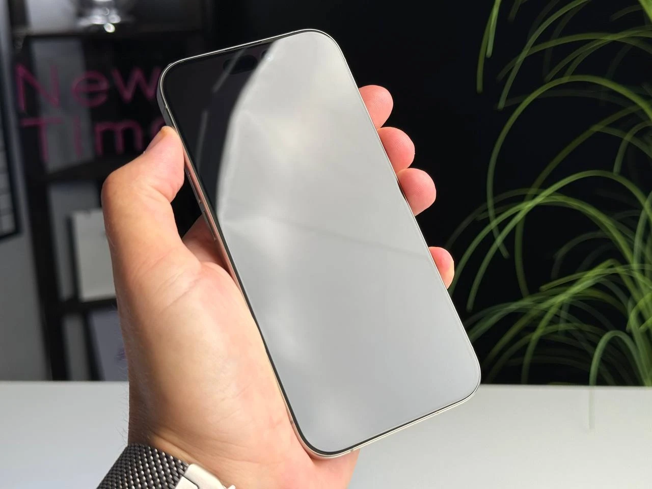 ВЖИВАНИЙ Apple iPhone 15 Pro 128GB Natural Titanium eSim (MTQP3) | Стан: гарний | Акумулятор: 89% | Гарантія: 1 місяць | Комплект: повний