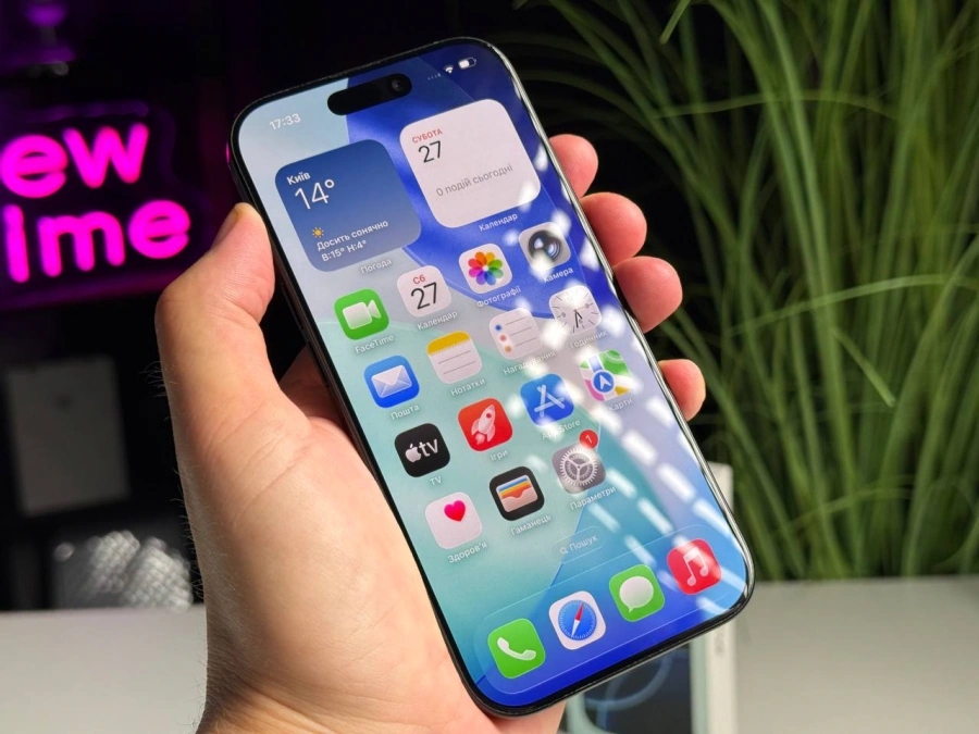 ВЖИВАНИЙ Apple iPhone 16 Pro 256GB Black Titanium (MYNH3) - Стан: гарний | Акумулятор: 95% | Комплектація: повний | Гарантія: 3 міс.