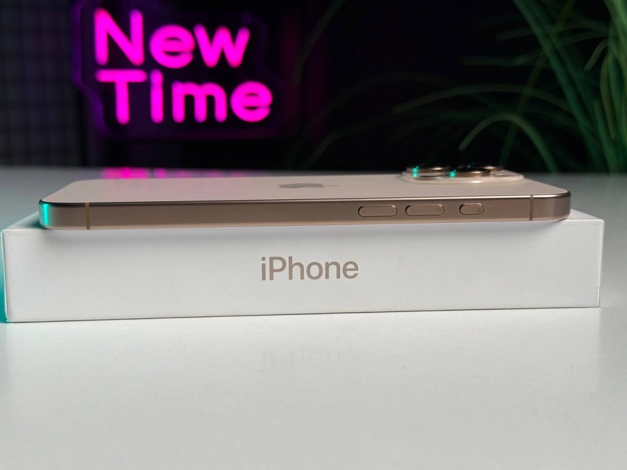 ВЖИВАНИЙ Apple iPhone 16 Pro Max 512GB eSim Desert Titanium (MYW93) - Стан: ідеальний | Акумулятор: 93% | Комплектація: повний | Гарантія: 3 міс.