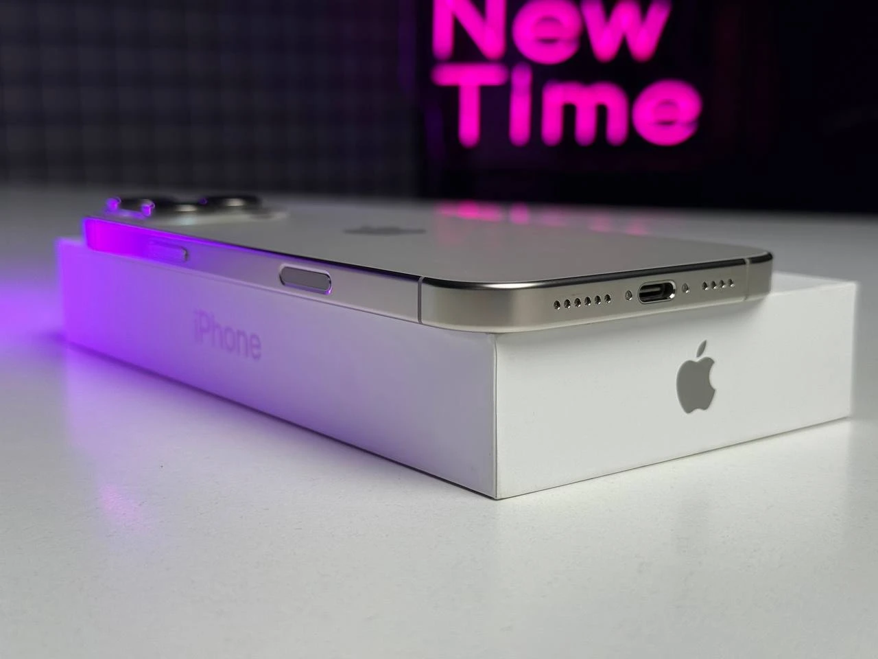 ВЖИВАНИЙ Apple iPhone 16 Pro Max 512GB Natural Titanium (MYX33) - Стан: гарний | Акумулятор: 100% | Комплектація: повний | Гарантія: 3 міс.