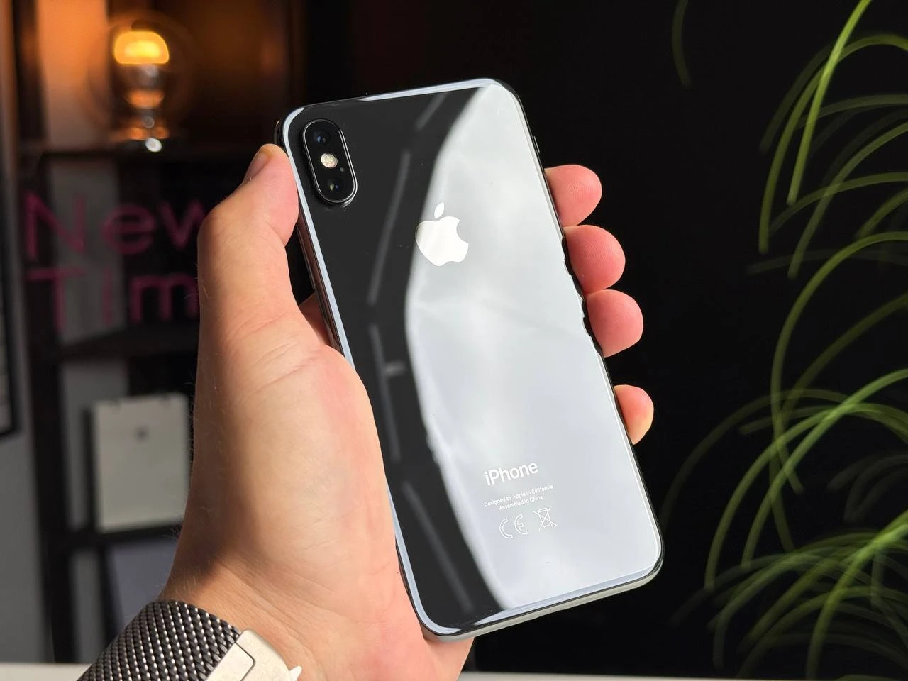 ВЖИВАНИЙ Apple iPhone X 256GB Space Gray (MQAF2) | Стан: гарний | Акумулятор: 100% | Гарантія: 1 місяць | Комплект: кабель