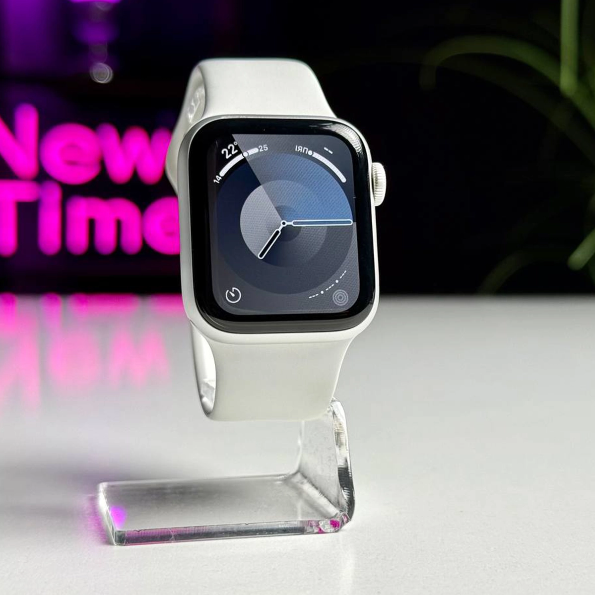 Б/У Apple Watch Series 6 GPS 40mm Silver Aluminum Case with White Sport Band (MG283) - Состояние: хороший | Аккумулятор: 96% | Комплектация: часы, зарядка | Гарантія: 1 мес.