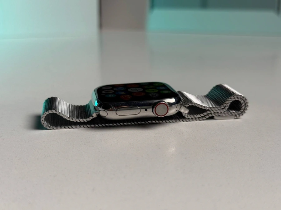 Б/У Apple Watch Series 8 GPS + Cellular 41mm Silver Stainless Steel Case with Milanese Loop Silver (MNJ73, MNJ83) - Состояние: хорошее | Аккумулятор: 100% | Комплектация: полный | Гарантия: 3 мес.