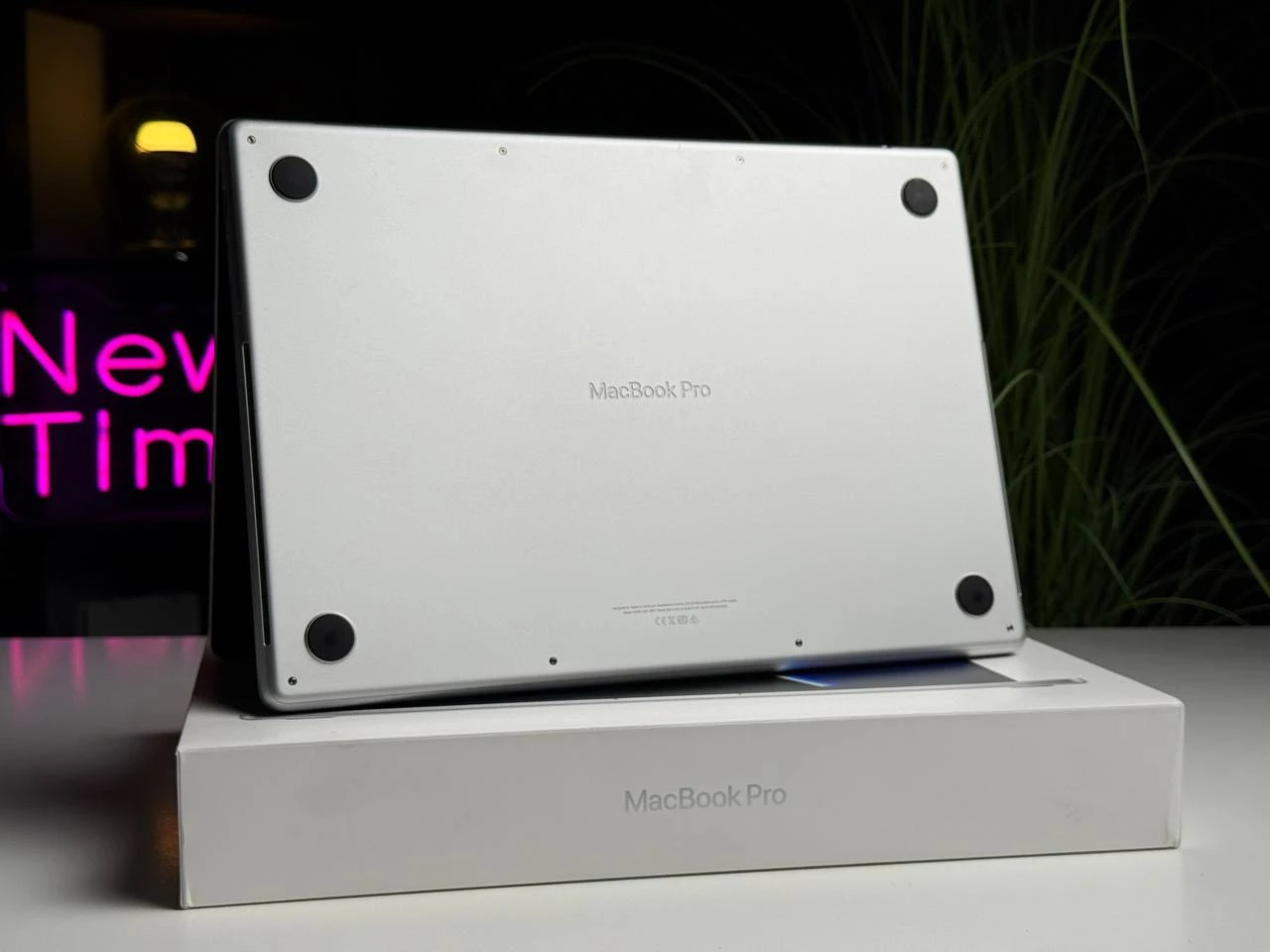 Б/У MacBook Pro 16" Silver M1 Pro/16GB/512GB (MK1E3) 2021 | Состояние: хорошее | Аккумулятор: 84% | Гарантия: 3 месяца | Комплект: полный