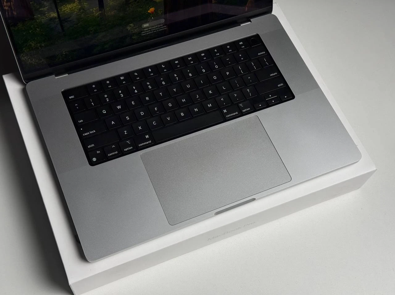 Б/У MacBook Pro 16" Silver M1 Pro/16GB/512GB (MK1E3) 2021 | Состояние: хорошее | Аккумулятор: 84% | Гарантия: 3 месяца | Комплект: полный