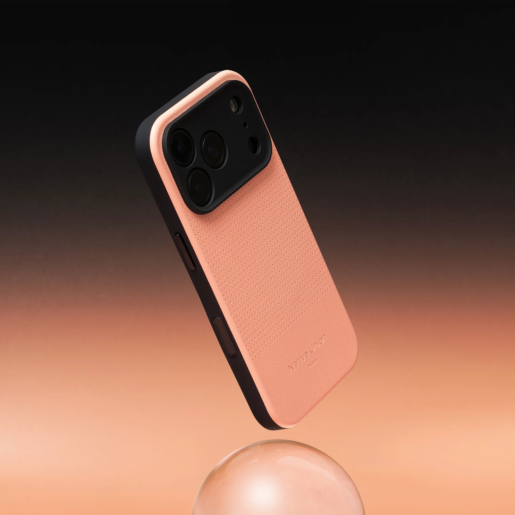 Чехол Native Union Active Case for iPhone 17 Pro - Apricot Crush (ACTCSE-APR-NP25P)