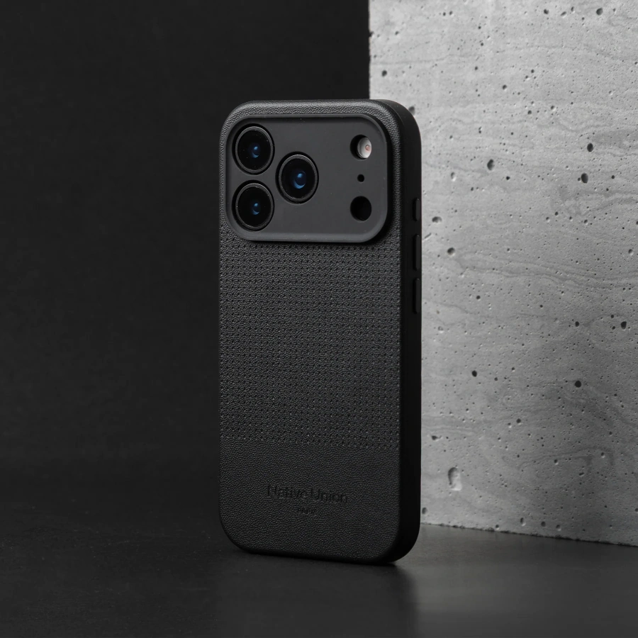 Чохол Native Union Active Case for iPhone 17 Pro - Black (ACTCSE-BLK-NP25P)