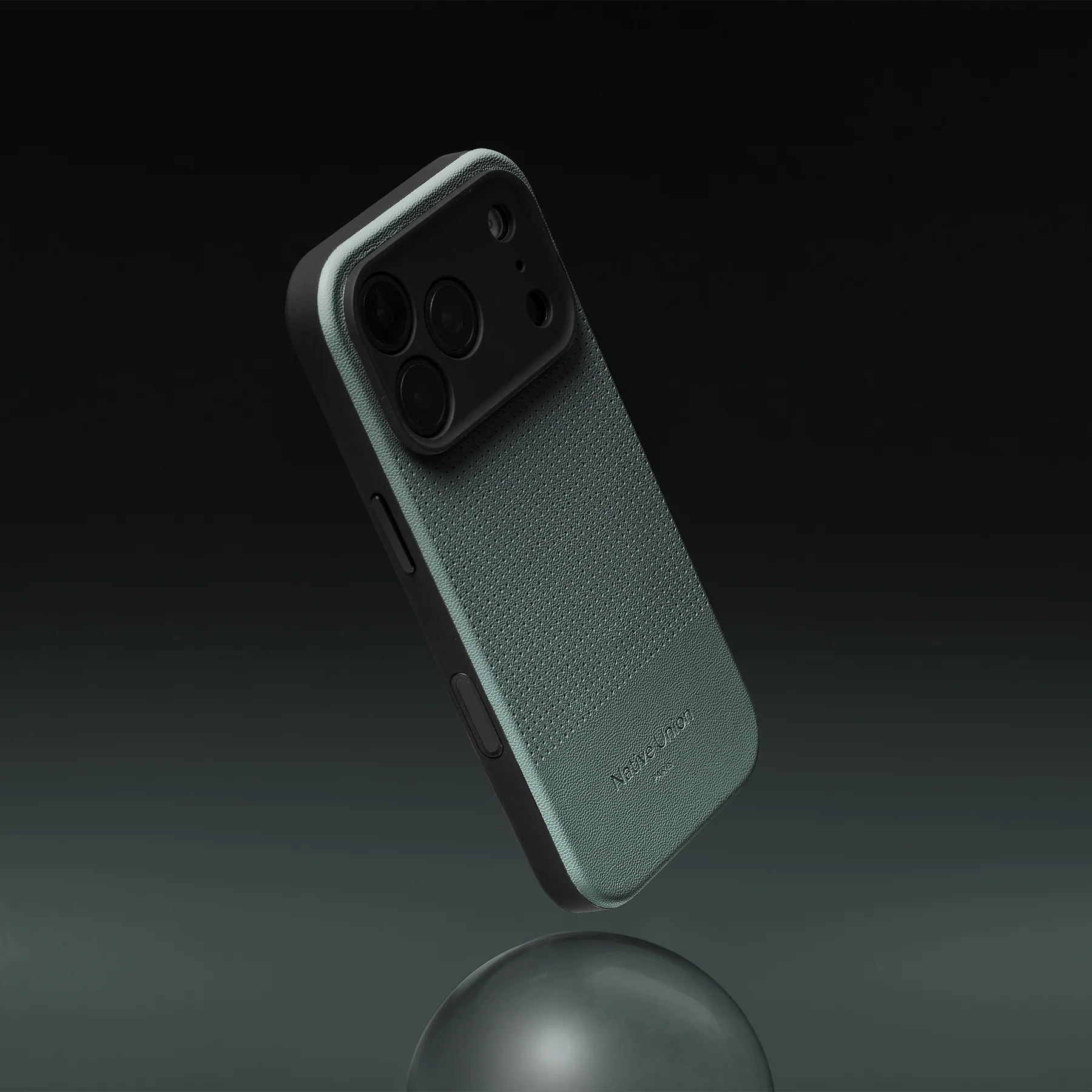 Чехол Native Union Active Case for iPhone 17 Pro - Slate Green (ACTCSE-GRN-NP25P)