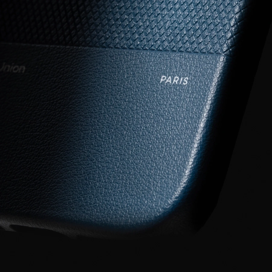 Чехол Native Union (RE) Classic Case for iPhone 17 Pro - Navy (RECLA-NAV-NP25P)