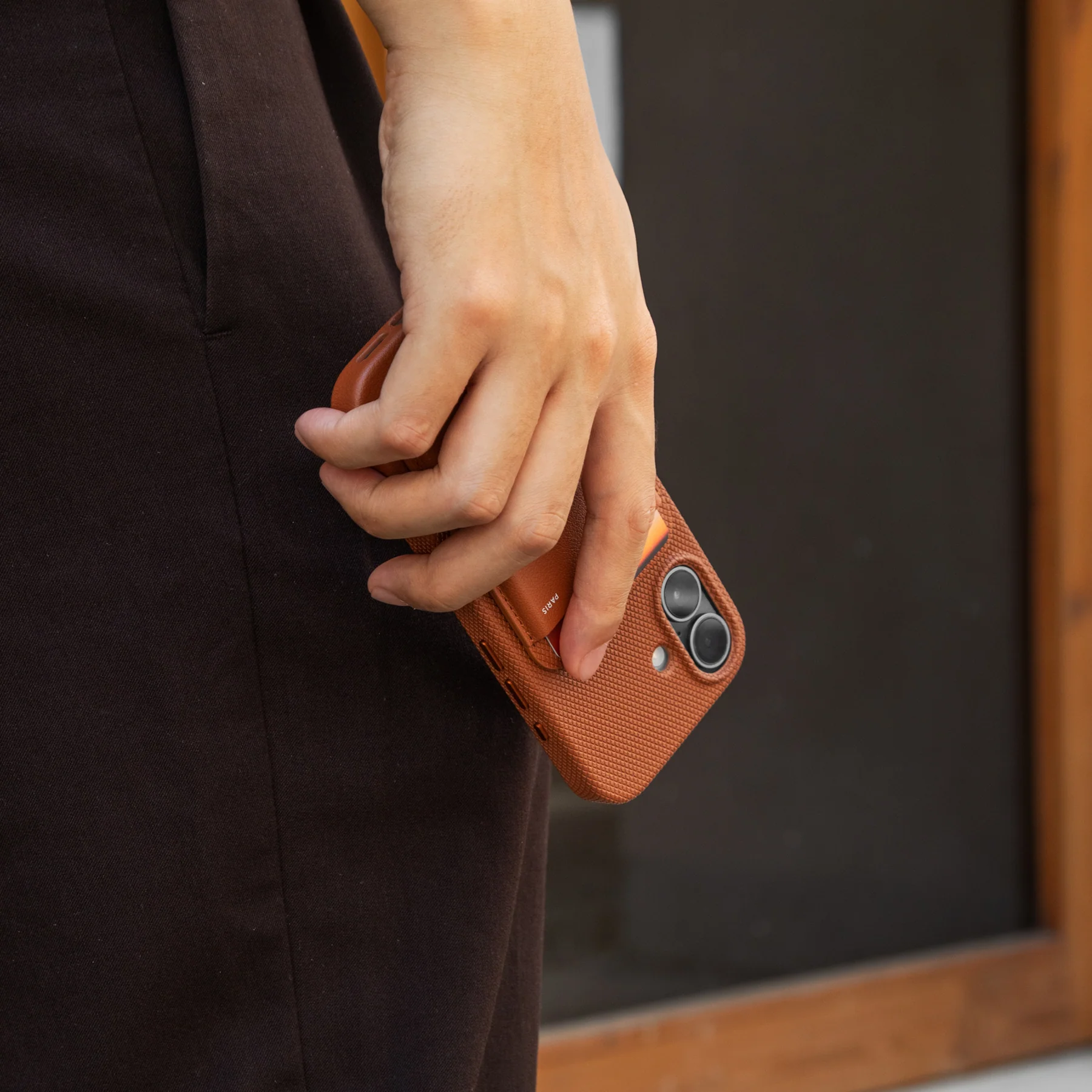 Чохол Native Union (RE) Classic Case for iPhone 17 - Tan (RECLA-TAN-NP25)