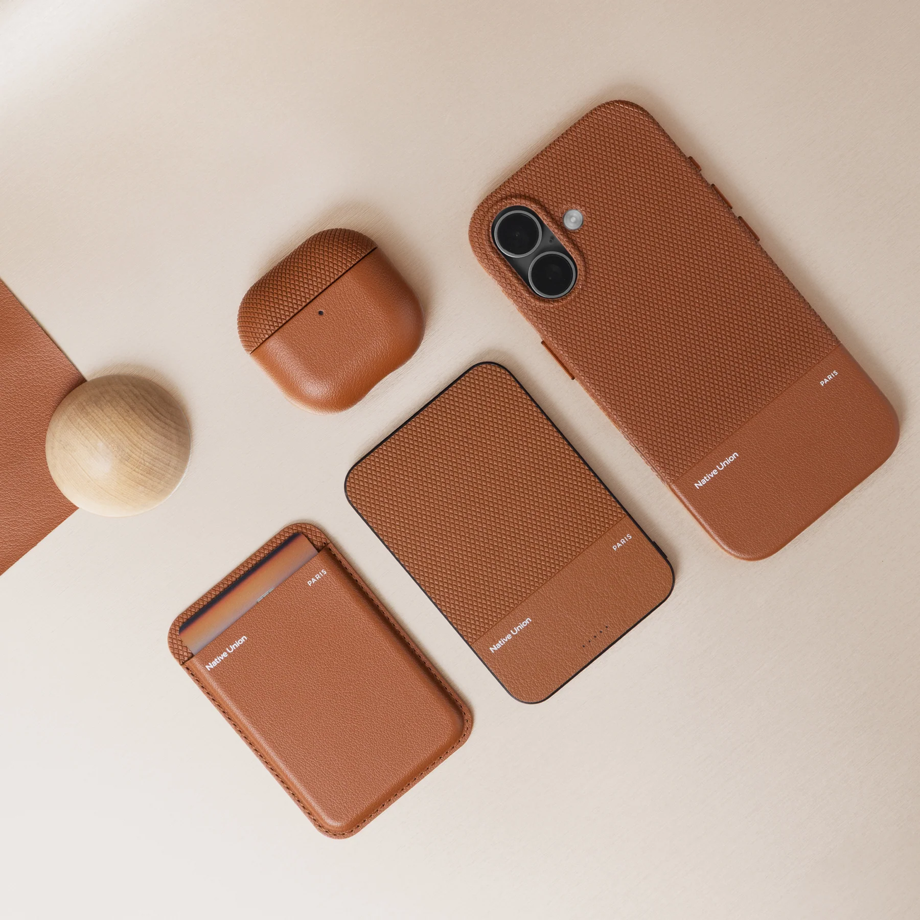 Чохол Native Union (RE) Classic Case for iPhone 17 - Tan (RECLA-TAN-NP25)