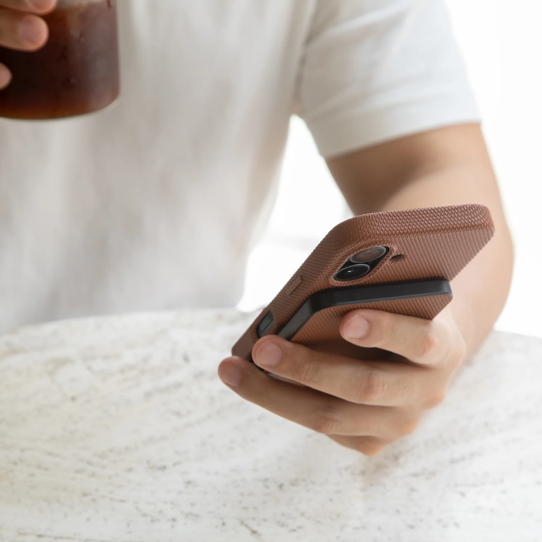 Чохол Native Union (RE) Classic Case for iPhone 17 - Tan (RECLA-TAN-NP25)