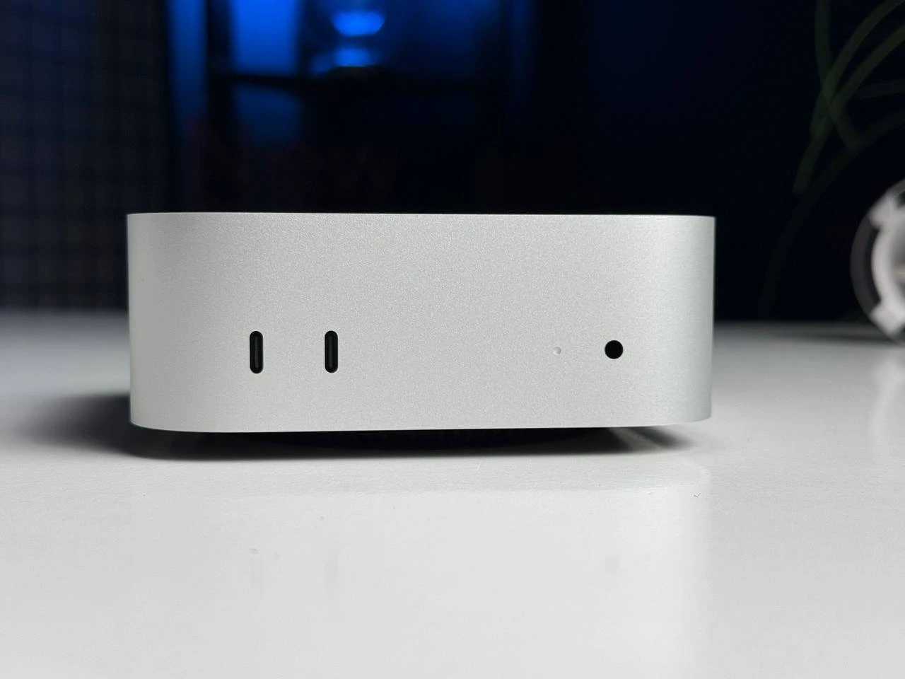 NEW NO BOX Apple Mac Mini M4 Pro/12CPU/16GPU/24GB/4TB 2024 (Z1JV00023) - Стан: ідеальний | Комплектація: повний, без коробки | Гарантія: 3 міс.