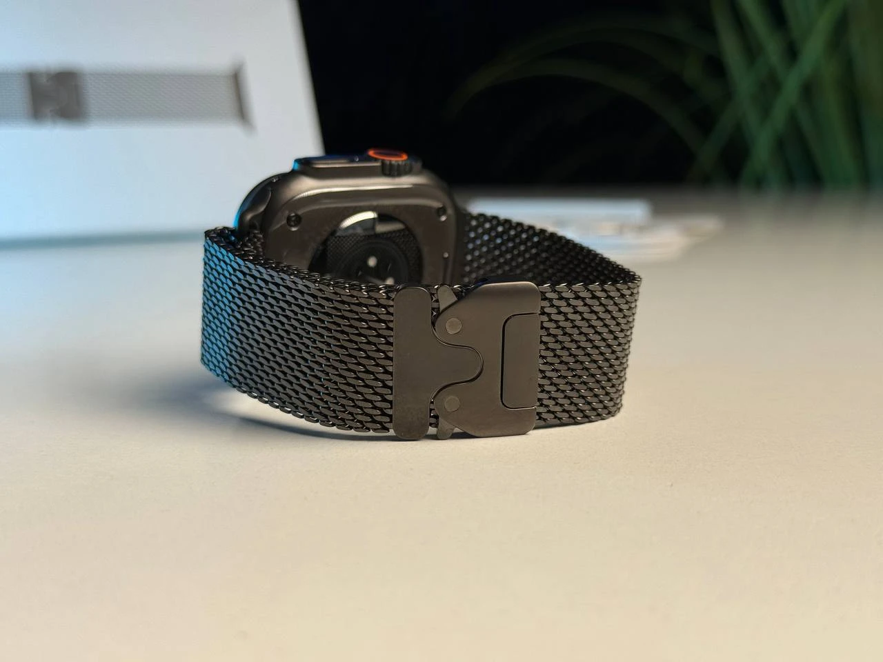 NEW NO BOX Apple Watch Ultra 3 GPS + Cellular 49mm Black Titanium Case with Black Titanium Milanese Loop - Medium (MF1Q4) - Стан: ідеальний | Акумулятор: 100% | Комплектація: повний, без коробки | Гарантія: 12 міс.