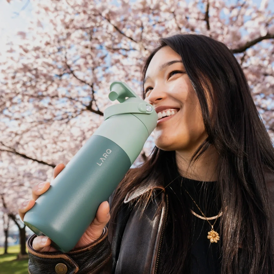 Розумна пляшка для води з функцією очищення LARQ Bottle PureVis 2 - 23 oz/680ml with Essential Bottle Filter - Eucalyptus Green