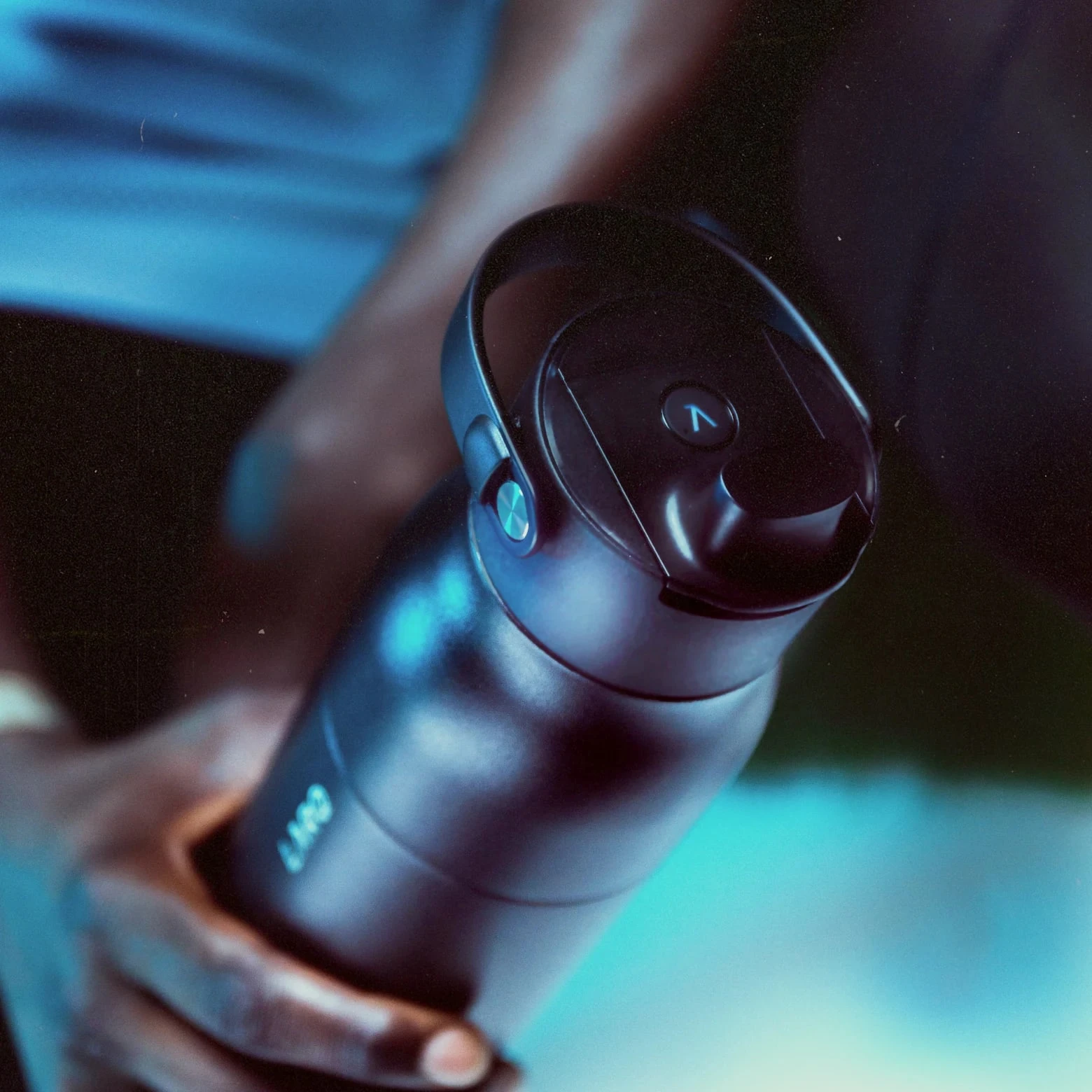 Розумна пляшка для води з функцією очищення LARQ Bottle PureVis 2 - 34 oz/1000ml with Essential Bottle Filter - Obsidian Black