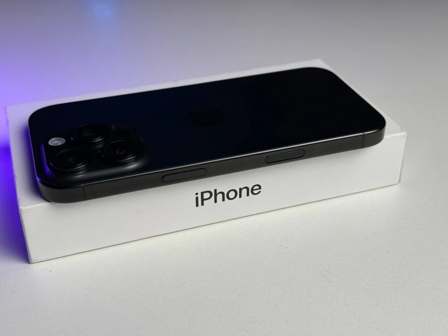 ВИТРИННЫЙ Apple iPhone 16 Pro 256GB Black Titanium (MYNH3) | Состояние: хорошее | Аккумулятор: 100% (11 циклов) | Гарантия: 6 месяцев | Комплект: полный
