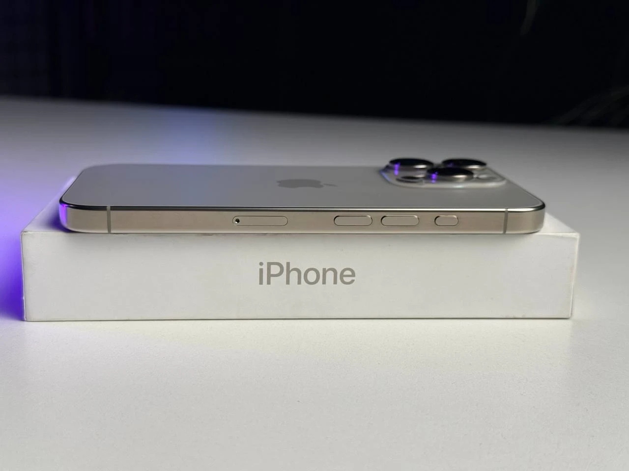 ВІТРИННИЙ Apple iPhone 16 Pro 256GB Natural Titanium (MYNL3) | Стан: гарний | Акумулятор: 100% | Гарантія: 6 місяців | Комплект: повний