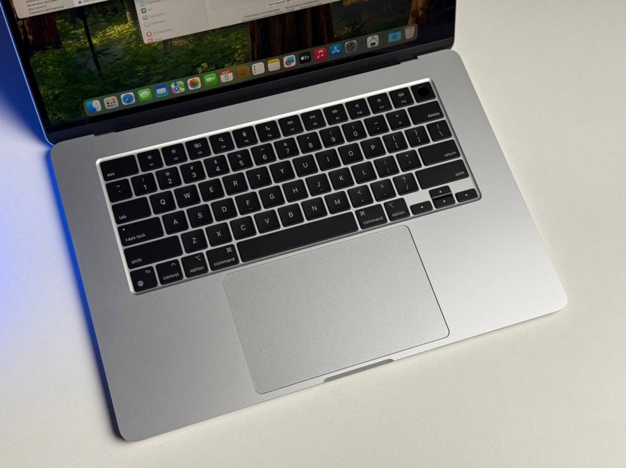 ВИТРИННЫЙ MacBook Air 15" M3/8CPU/10GPU/8GB/256GB Silver 2024 (MRYP3) - Состояние: хорошее | Аккумулятор: 100% | Комплектация: полный, без коробки | Гарантия: 3 мес.