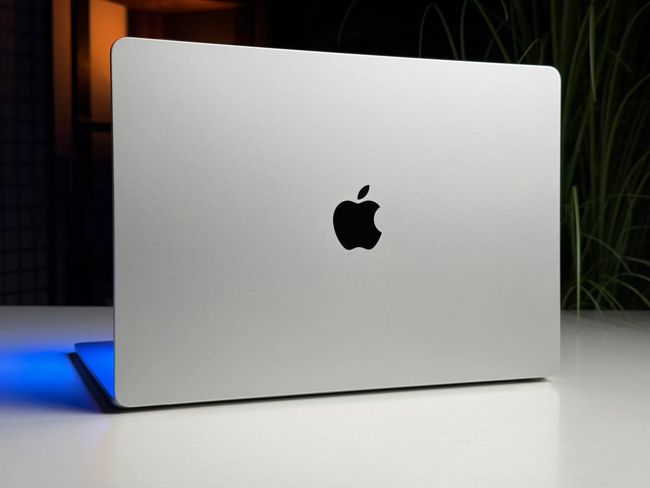 ВІТРИННИЙ MacBook Air 15" M3/8CPU/10GPU/8GB/256GB Silver 2024 (MRYP3) - Стан: гарний | Акумулятор: 100% | Комплектація: повний, без коробки | Гарантія: 3 міс.