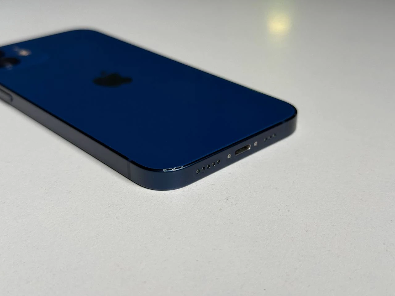 ВЖИВАНИЙ Apple iPhone 12 128GB Blue (MGHF3, MGJE3) - Стан: гарний | Акумулятор: 85% | Комплектація: iPhone, кабель | Гарантія: 3 міс.