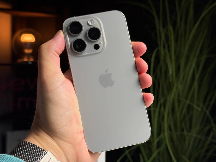 Б/У Apple iPhone 15 Pro 256GB Natural Titanium eSim (MTQU3) - Состояние: хорошее (мелкие царапины на экране) | Аккумулятор: 89% | Комплектация: полный | Гарантия: 3 мес.