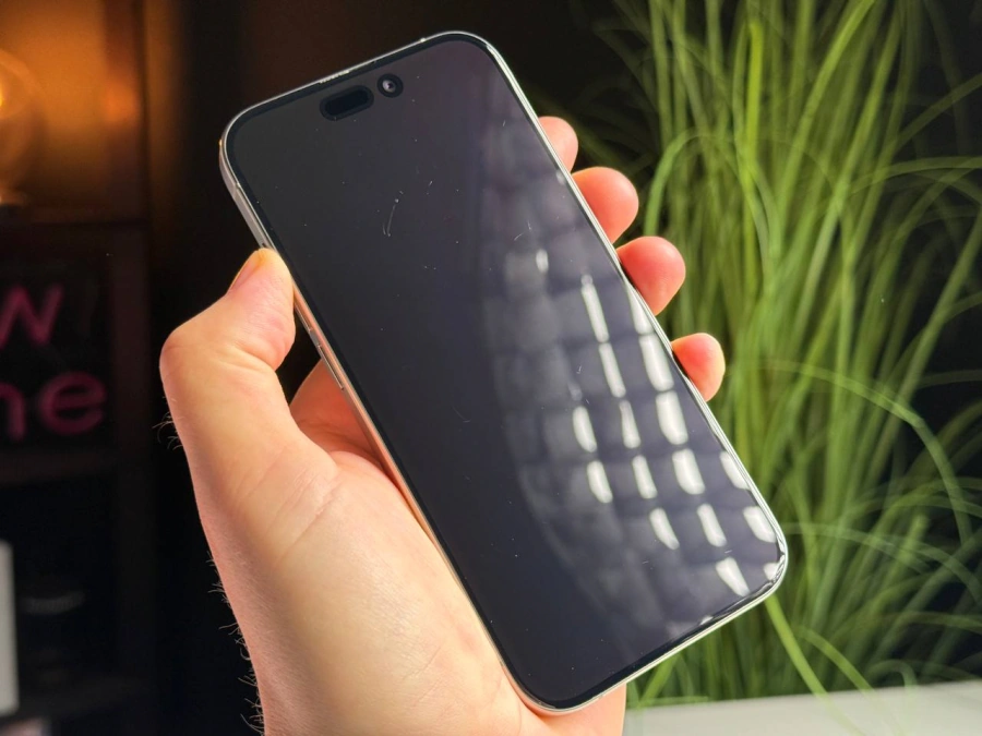 Б/У Apple iPhone 15 Pro 256GB Natural Titanium eSim (MTQU3) - Состояние: хорошее (мелкие царапины на экране) | Аккумулятор: 89% | Комплектация: полный | Гарантия: 3 мес.
