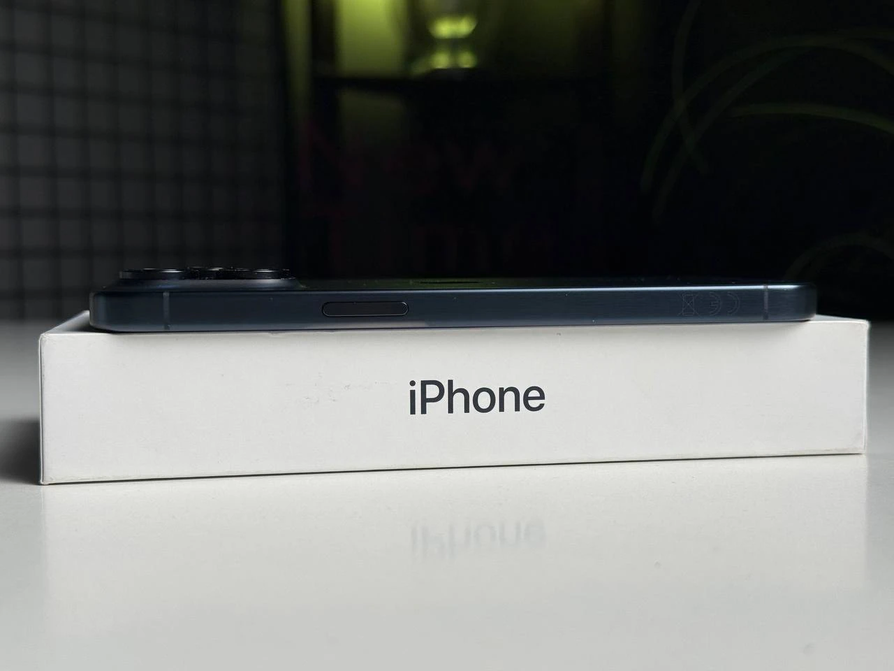 ВЖИВАНИЙ Apple iPhone 15 Pro Max 512GB Blue Titanium (MU7F3) - Стан: гарний | Акумулятор: 87% | Комплектація: повний | Гарантія: 3 міс.