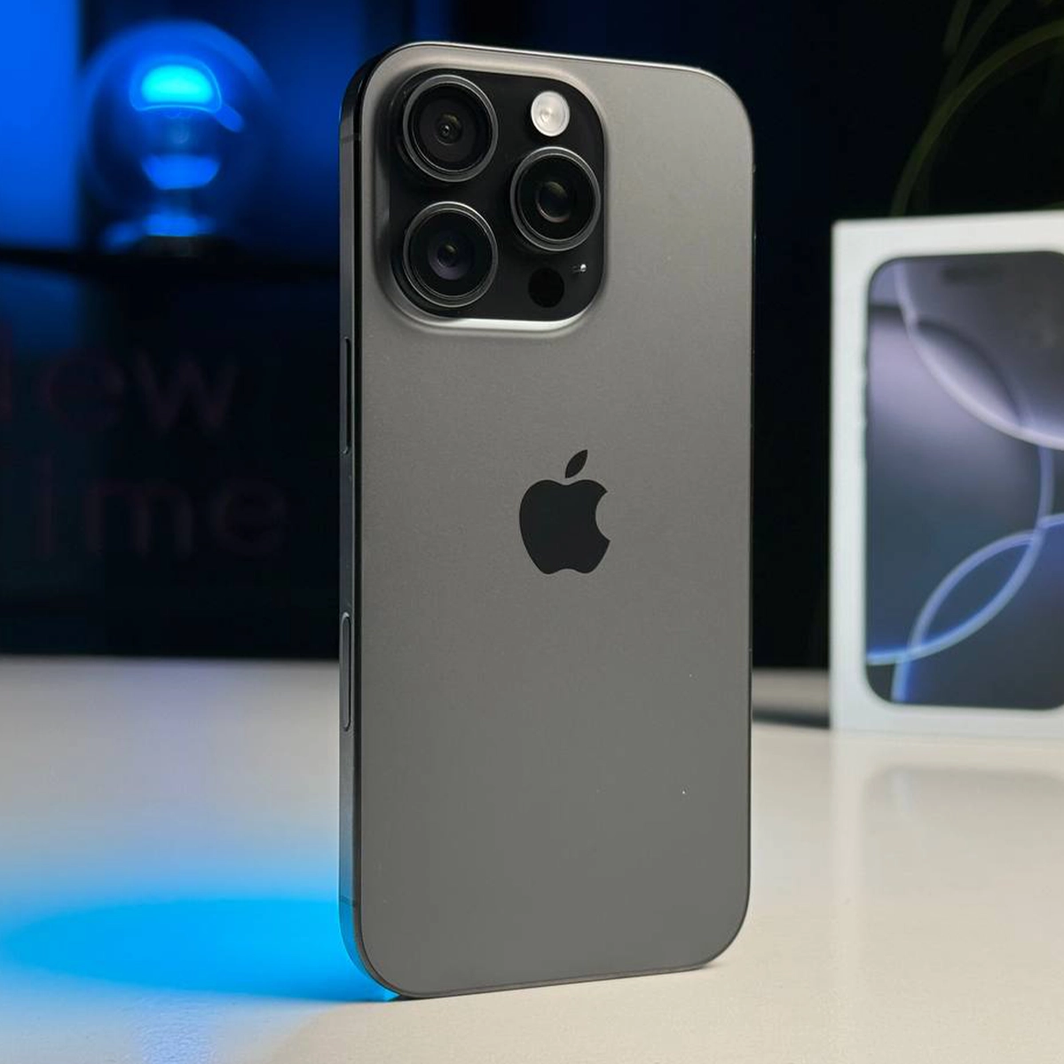 ВЖИВАНИЙ Apple iPhone 16 Pro 256GB Black Titanium (MYNH3) - Стан: гарний | Акумулятор: 100% | Комплектація: повний | Гарантія: 3 міс.