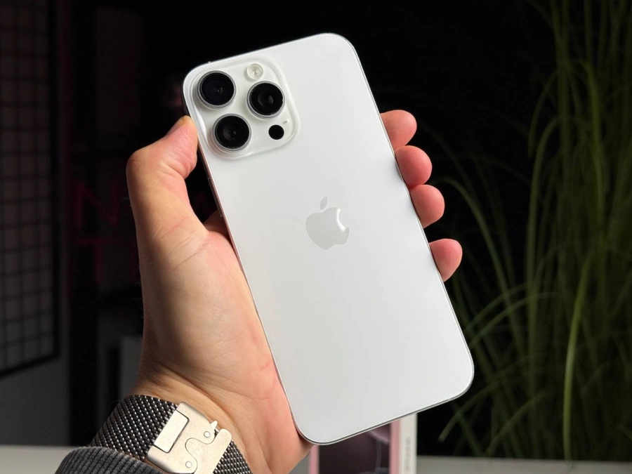 Б/У Apple iPhone 16 Pro Max 256GB White Titanium (MYWW3) - Состояние: хороший | Аккумулятор: 100% | Комплектация: полный | Гарантія: 3 мес.