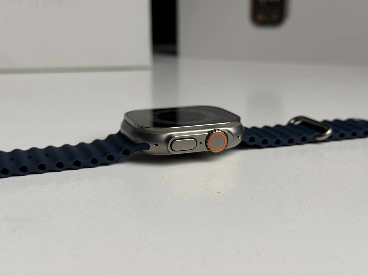 ВЖИВАНИЙ Apple Watch Ultra 2 GPS + Cellular 49mm Titanium Case with Blue Ocean Band (MREG3) - Стан: гарний | Акумулятор: 99% | Комплектація: повний | Гарантія: 3 міс.