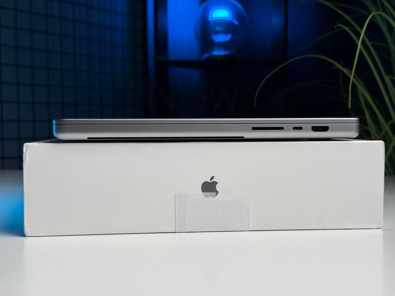 ВЖИВАНИЙ MacBook Pro 16" M1 Max/32GB/2TB Space Gray (Z14W0010C) - Стан: гарний | Акумулятор: 89% | Комплектація: повний | Гарантія: 3 міс.