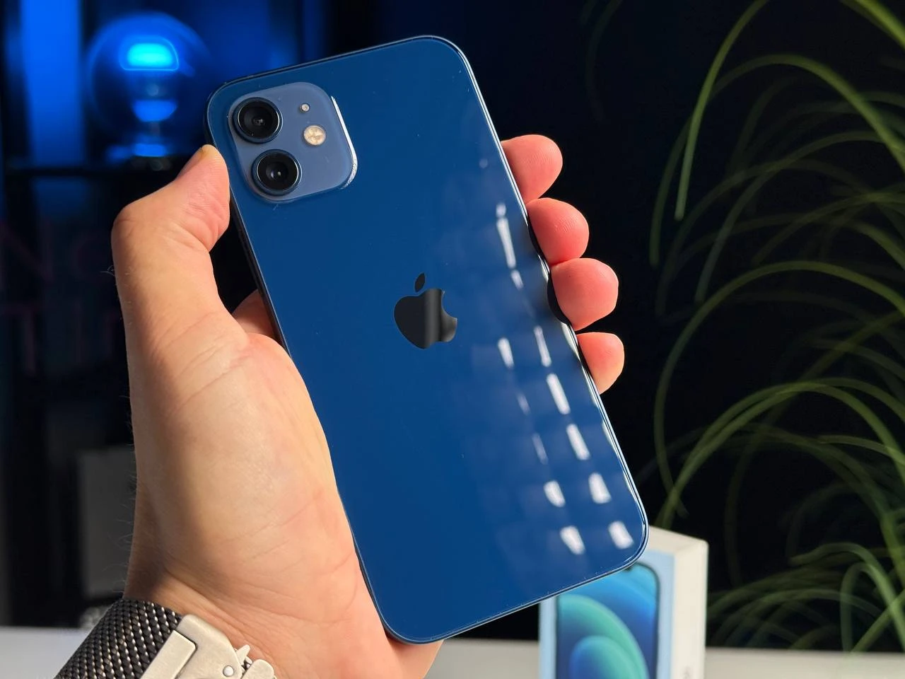 ВЖИВАНИЙ Apple iPhone 12 128GB Blue (MGHF3, MGJE3) - Стан: гарний | Акумулятор: 100% | Комплектація: повний | Гарантія: 3 міс.