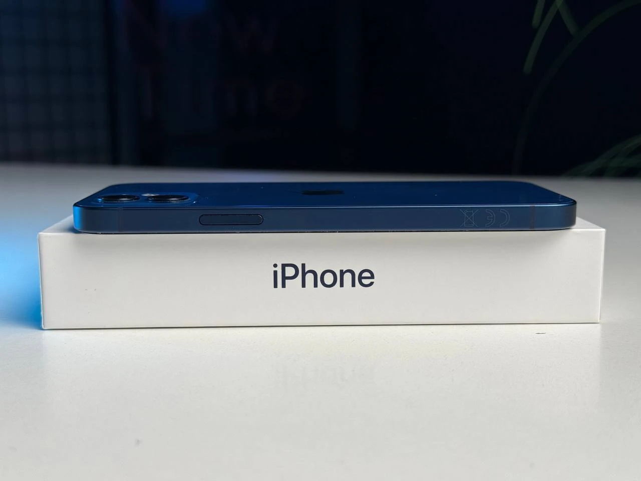 ВЖИВАНИЙ Apple iPhone 12 128GB Blue (MGHF3, MGJE3) - Стан: гарний | Акумулятор: 100% | Комплектація: повний | Гарантія: 3 міс.