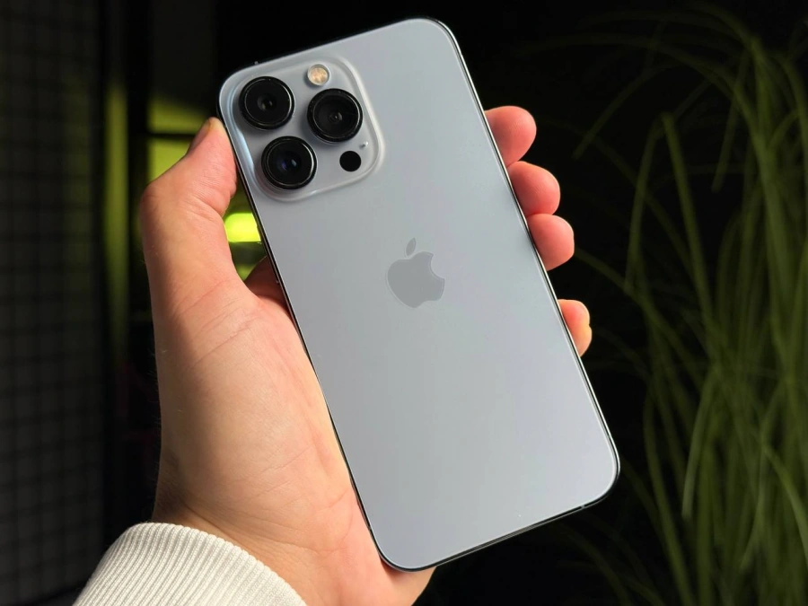 ВЖИВАНИЙ Apple iPhone 13 Pro 256GB Sierra Blue (MLU03, MLVP3) - Стан: гарний | Акумулятор: 100% | Комплектація: повний | Гарантія: 3 міс.