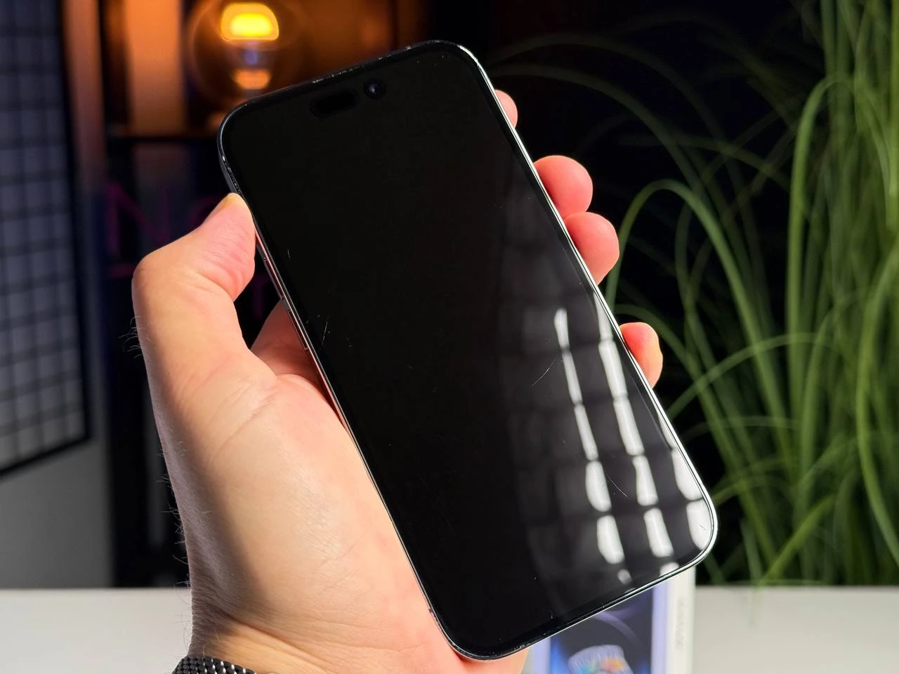 ВЖИВАНИЙ Apple iPhone 14 Pro 128GB Deep Purple (MQ0G3) - Стан: гарний | Акумулятор: 100% | Комплектація: повний | Гарантія: 3 міс.