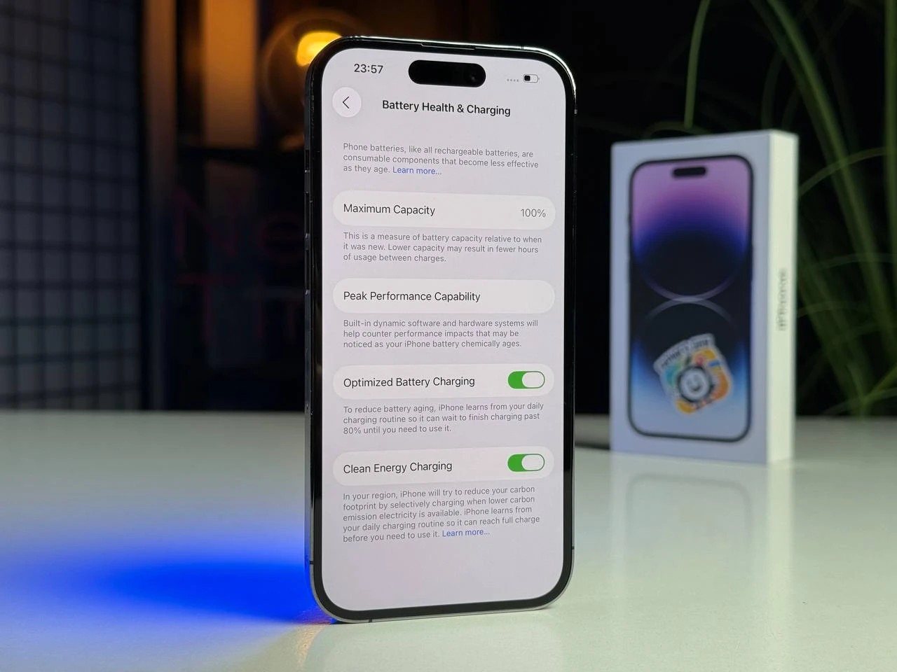 ВЖИВАНИЙ Apple iPhone 14 Pro 128GB Deep Purple (MQ0G3) - Стан: гарний | Акумулятор: 100% | Комплектація: повний | Гарантія: 3 міс.