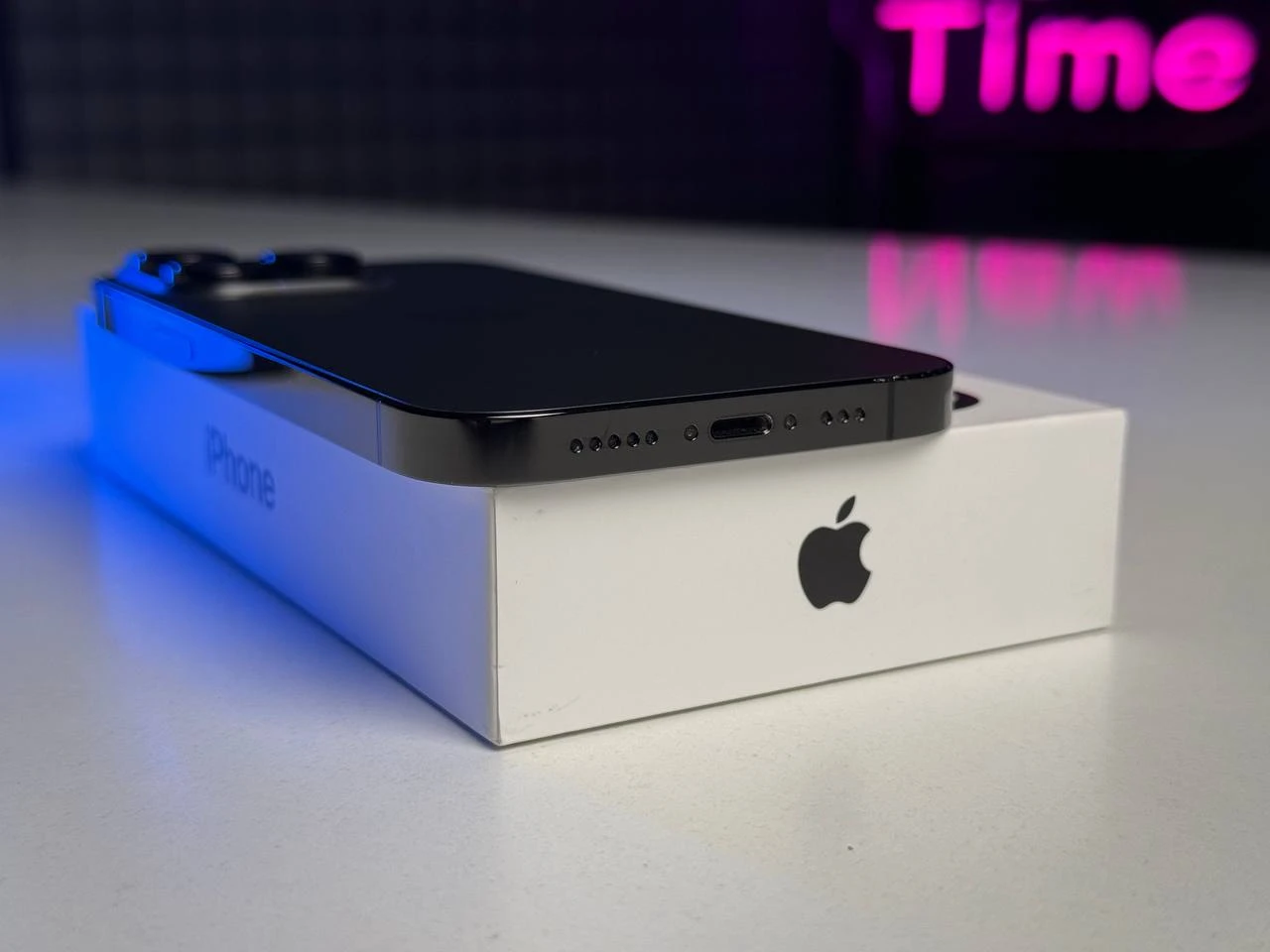 ВЖИВАНИЙ Apple iPhone 14 Pro 128GB Space Black (MPXV3) - Стан: гарний | Акумулятор: 100% | Комплектація: повний | Гарантія: 1 міс.