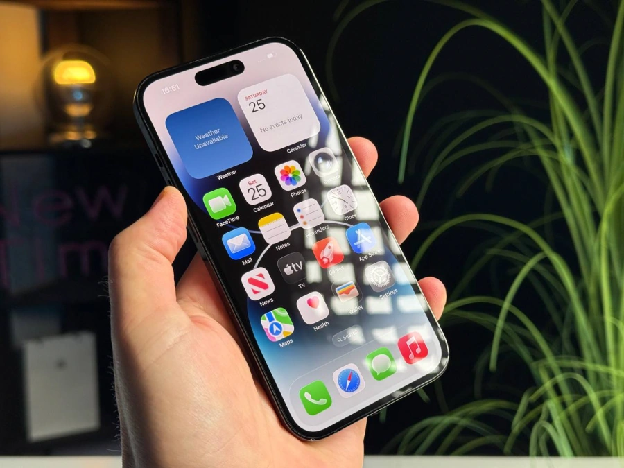 ВЖИВАНИЙ Apple iPhone 14 Pro 1TB Space Black (MQ2G3) - Стан: гарний | Акумулятор: 100% | Комплектація: iPhone, кабель | Гарантія: 3 міс.